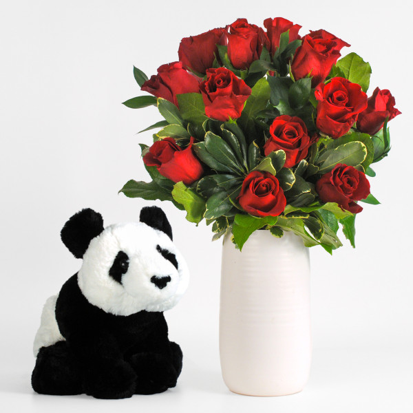 Bear Hug Classic Dozen Rose Package