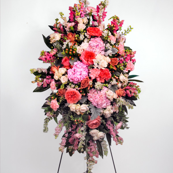 Blush Meadow Easel Spray