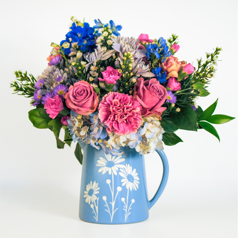Daisy Daydream Pitcher Bouquet - Same Day Delivery